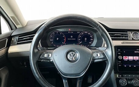 Volkswagen Passat B8 рестайлинг, 2018 год, 2 245 000 рублей, 11 фотография
