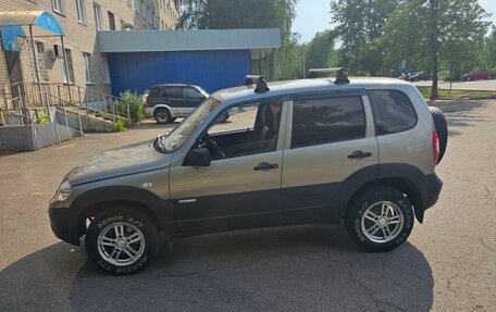 Chevrolet Niva I рестайлинг, 2012 год, 510 000 рублей, 15 фотография