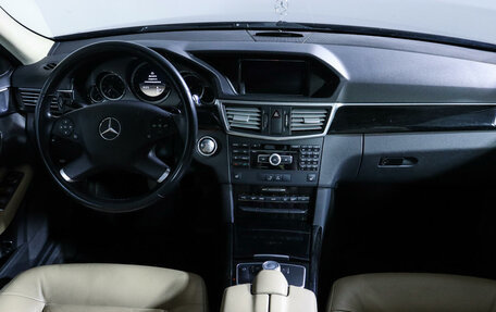Mercedes-Benz E-Класс, 2012 год, 1 700 000 рублей, 12 фотография