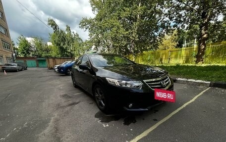 Honda Accord VIII рестайлинг, 2012 год, 2 980 000 рублей, 2 фотография