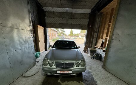 Mercedes-Benz E-Класс, 2002 год, 325 000 рублей, 2 фотография