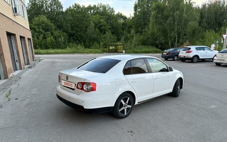 Volkswagen Jetta VI, 2008 год, 650 000 рублей, 7 фотография