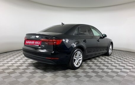 Audi A4, 2017 год, 2 300 000 рублей, 5 фотография
