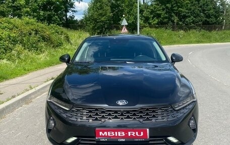 KIA K5, 2021 год, 3 100 000 рублей, 1 фотография