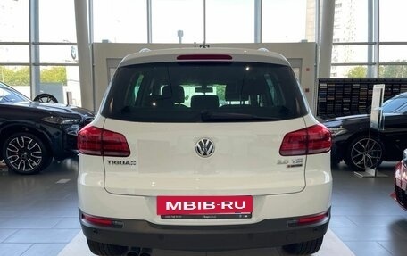 Volkswagen Tiguan I, 2016 год, 2 450 000 рублей, 5 фотография