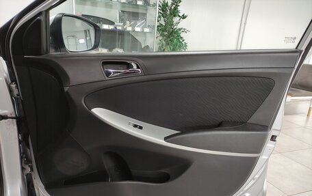 Hyundai Solaris II рестайлинг, 2013 год, 830 000 рублей, 16 фотография
