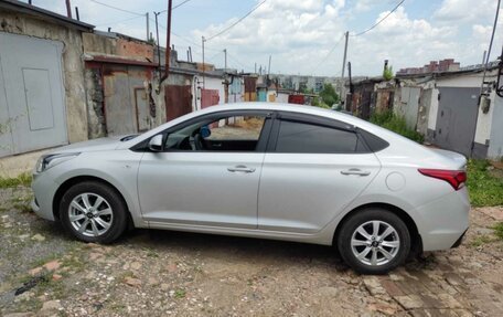 Hyundai Solaris II рестайлинг, 2017 год, 1 600 000 рублей, 8 фотография