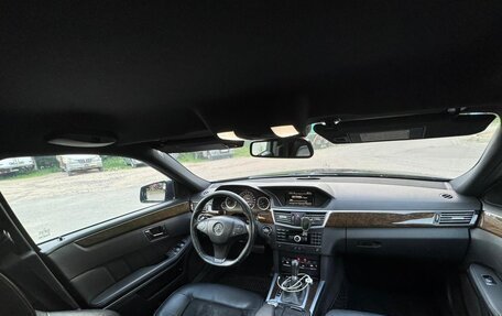 Mercedes-Benz E-Класс, 2010 год, 1 470 000 рублей, 28 фотография