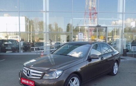 Mercedes-Benz C-Класс, 2012 год, 1 750 000 рублей, 1 фотография