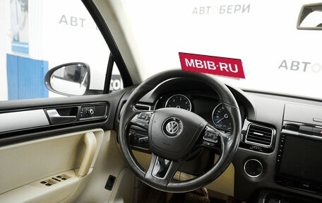 Volkswagen Touareg III, 2011 год, 2 094 000 рублей, 12 фотография