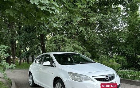 Opel Astra J, 2011 год, 510 000 рублей, 4 фотография