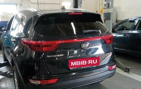 KIA Sportage IV рестайлинг, 2018 год, 2 176 680 рублей, 4 фотография