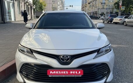 Toyota Camry, 2020 год, 2 999 999 рублей, 2 фотография