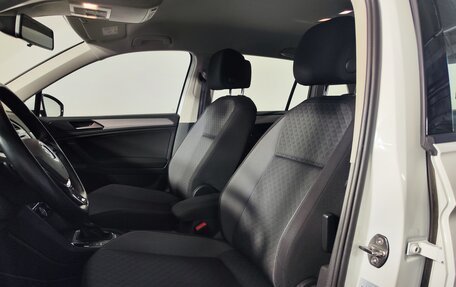 Volkswagen Tiguan II, 2019 год, 2 529 874 рублей, 10 фотография