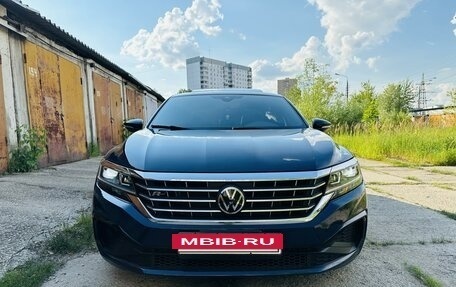 Volkswagen Passat B8 рестайлинг, 2021 год, 3 000 000 рублей, 6 фотография