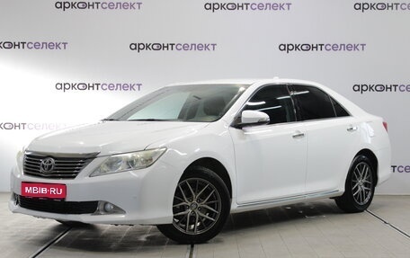 Toyota Camry, 2012 год, 1 780 000 рублей, 1 фотография