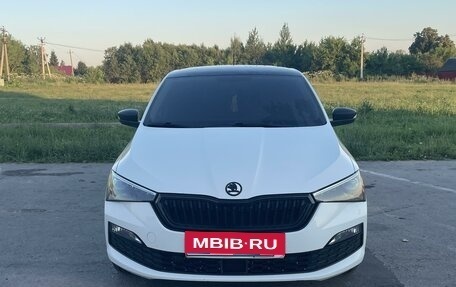 Skoda Rapid II, 2020 год, 2 100 000 рублей, 1 фотография