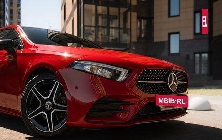 Mercedes-Benz A-Класс, 2019 год, 2 950 000 рублей, 9 фотография