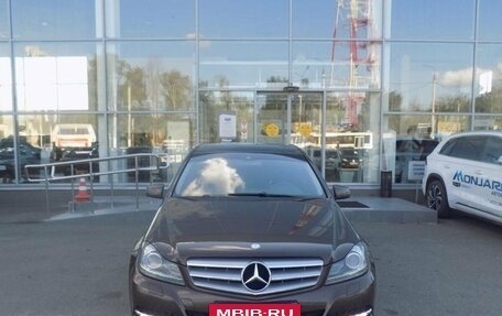 Mercedes-Benz C-Класс, 2012 год, 1 750 000 рублей, 2 фотография