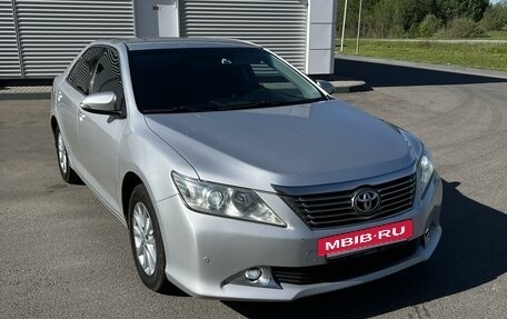 Toyota Camry, 2014 год, 1 449 000 рублей, 3 фотография