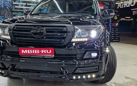 Toyota Land Cruiser 200, 2015 год, 5 400 000 рублей, 2 фотография