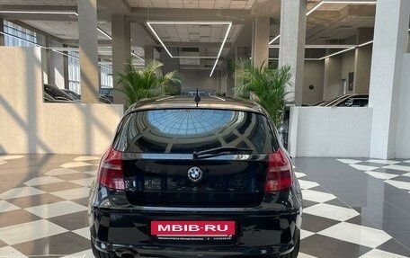 BMW 1 серия, 2011 год, 860 000 рублей, 6 фотография