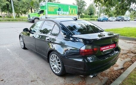 BMW 3 серия, 2006 год, 1 600 000 рублей, 3 фотография