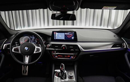 BMW 5 серия, 2020 год, 5 379 000 рублей, 6 фотография