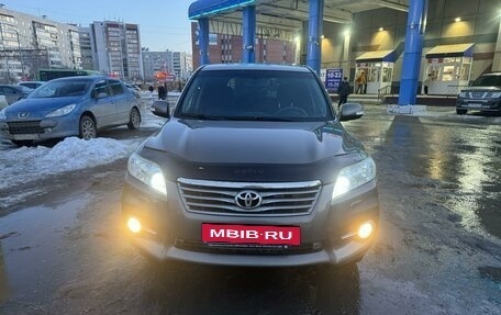Toyota RAV4, 2011 год, 1 620 000 рублей, 2 фотография