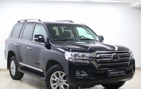 Toyota Land Cruiser 200, 2015 год, 7 899 000 рублей, 3 фотография