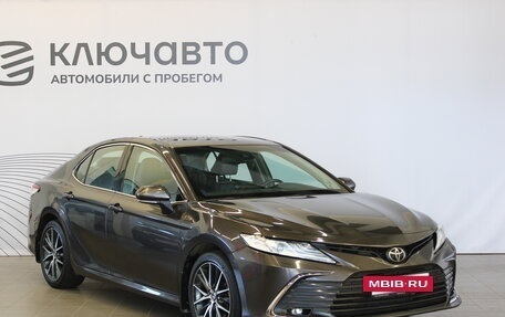 Toyota Camry, 2021 год, 3 495 000 рублей, 3 фотография