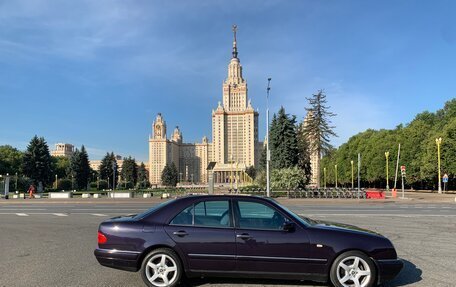 Mercedes-Benz E-Класс, 1998 год, 580 000 рублей, 6 фотография