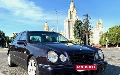 Mercedes-Benz E-Класс, 1998 год, 580 000 рублей, 4 фотография