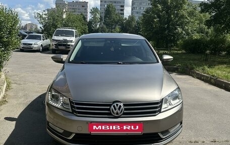 Volkswagen Passat B7, 2012 год, 1 499 999 рублей, 3 фотография