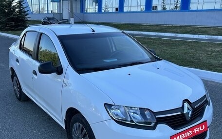 Renault Logan II, 2014 год, 680 000 рублей, 3 фотография