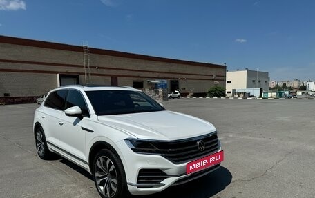 Volkswagen Touareg III, 2021 год, 5 950 000 рублей, 3 фотография