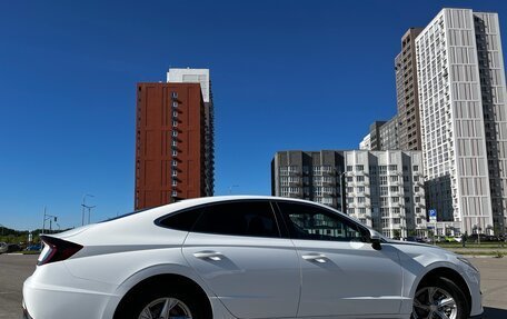 Hyundai Sonata VIII, 2021 год, 2 450 000 рублей, 4 фотография