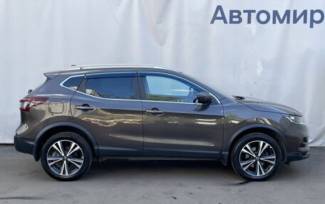 Nissan Qashqai, 2022 год, 2 800 000 рублей, 4 фотография