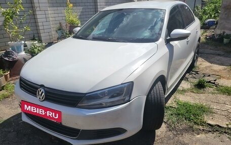 Volkswagen Jetta VI, 2012 год, 600 000 рублей, 2 фотография