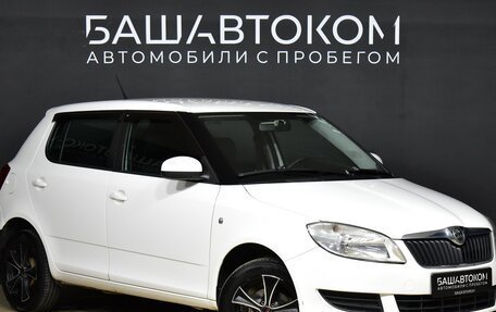 Skoda Fabia II, 2013 год, 740 000 рублей, 2 фотография