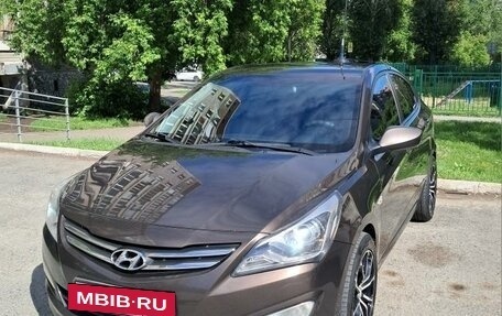 Hyundai Solaris II рестайлинг, 2014 год, 1 250 000 рублей, 2 фотография