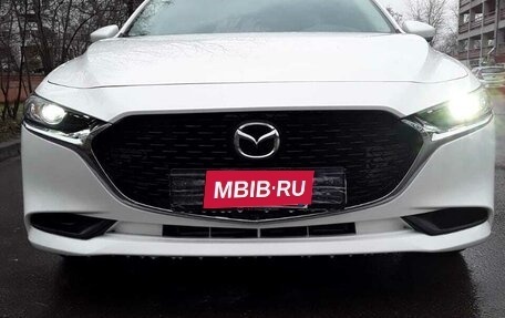Mazda 3, 2021 год, 1 950 000 рублей, 4 фотография