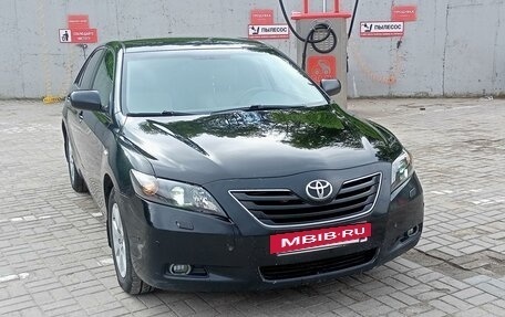 Toyota Camry, 2007 год, 870 000 рублей, 2 фотография