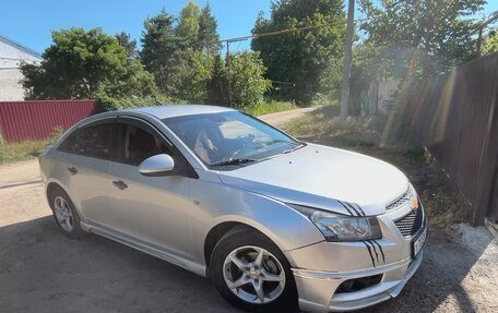 Chevrolet Cruze II, 2011 год, 639 000 рублей, 3 фотография