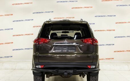 Mitsubishi Pajero Sport II рестайлинг, 2014 год, 1 675 000 рублей, 5 фотография