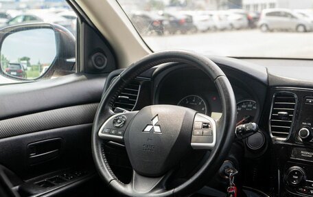 Mitsubishi Outlander III рестайлинг 3, 2012 год, 1 365 000 рублей, 10 фотография