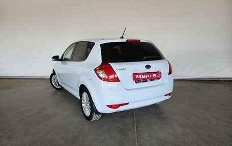 KIA cee'd I рестайлинг, 2011 год, 940 000 рублей, 4 фотография