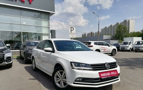 Volkswagen Jetta VI, 2018 год, 1 607 000 рублей, 3 фотография