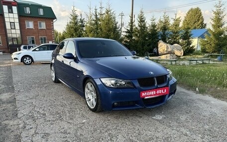 BMW 3 серия, 2006 год, 930 000 рублей, 2 фотография