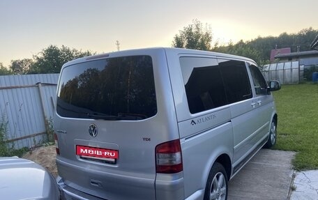 Volkswagen Multivan T5, 2008 год, 1 600 000 рублей, 4 фотография